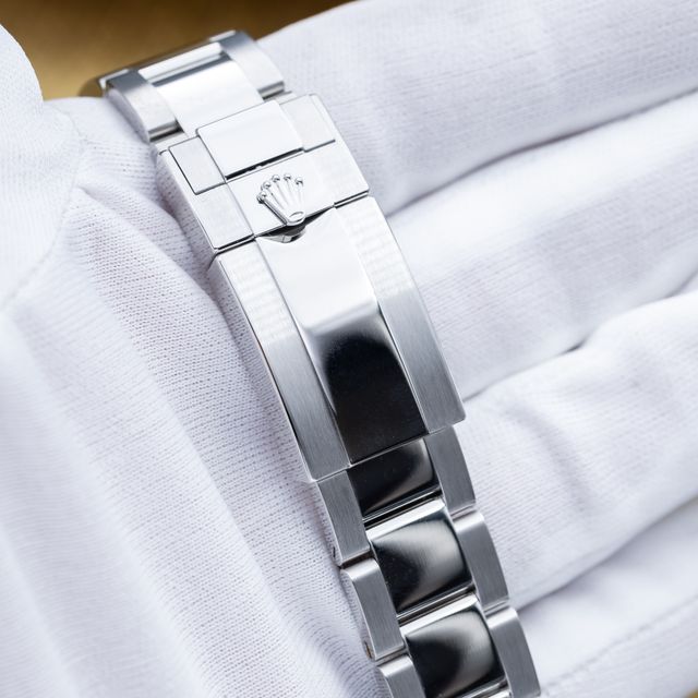 Rolex Daytona 126500 LN Image 3